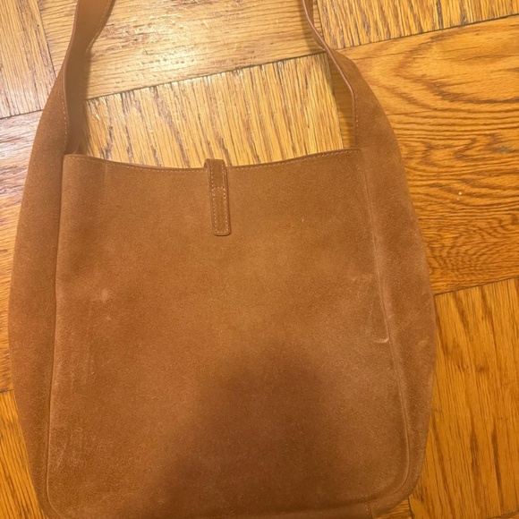 SAINT LAURENT Le 5 à 7 Supple suede shoulder bag - Picture 5 of 6